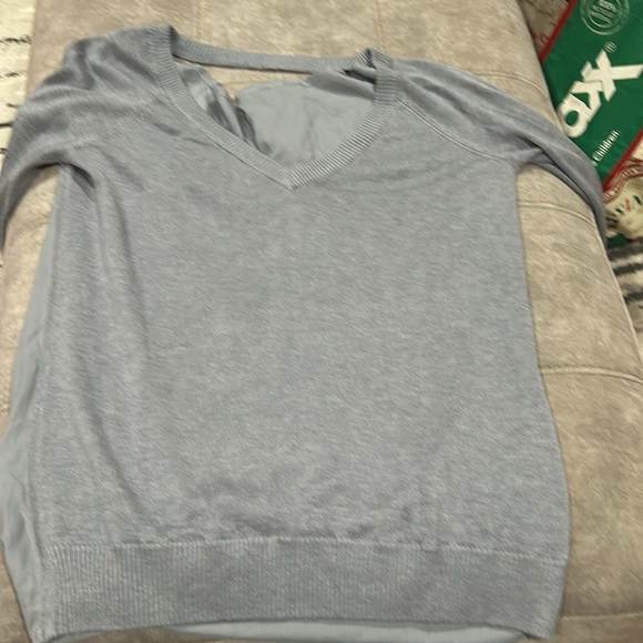 Lululemon Unity Pullover Gray Sweater size 10 cashmere blend - Picture 4 of 7